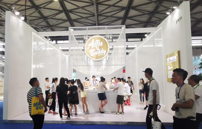 簡約主義展臺設(shè)計(jì)風(fēng)格