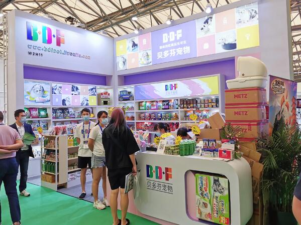 該如何設(shè)計(jì)搭建大型展臺(tái)？
