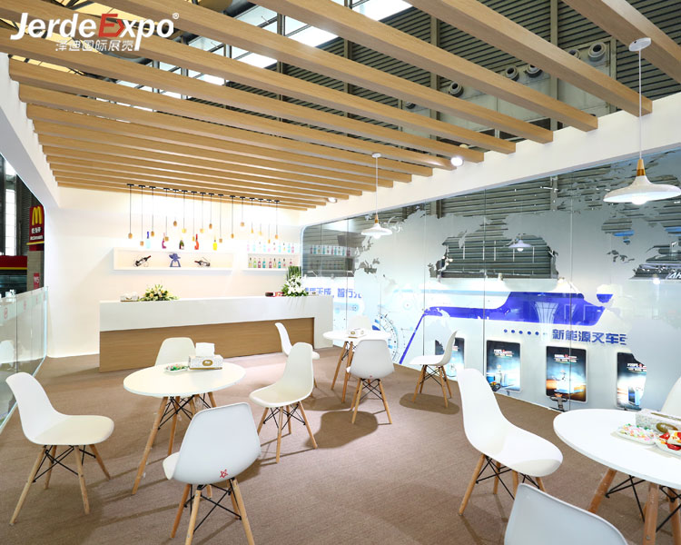 展會搭建公司要如何協(xié)助參展商搭配展臺 才能收獲參展者的芳心？
