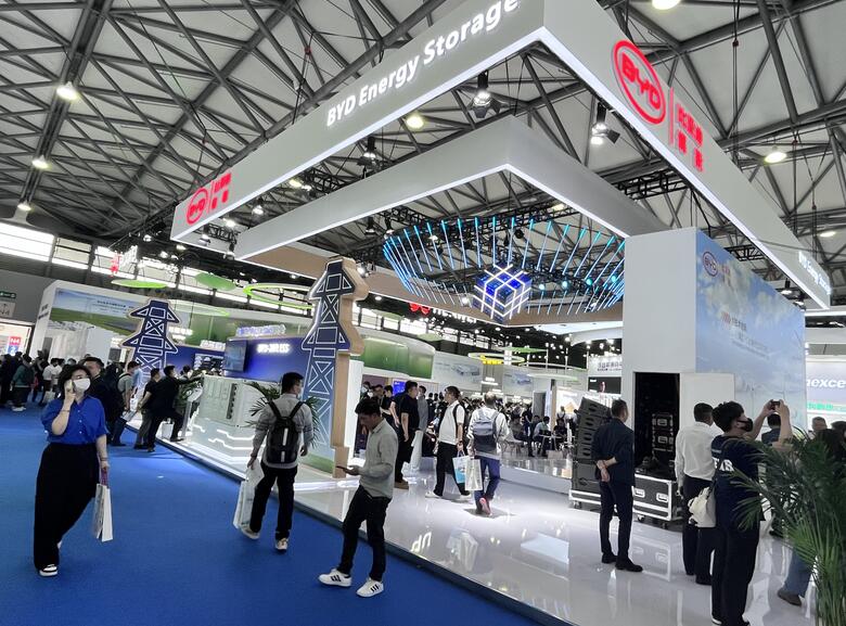 參展商該如何選擇展臺大??？展覽展臺搭建服務(wù)商幫您排憂解難